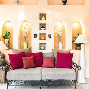 Royale Montsouris 3*, Paris França
